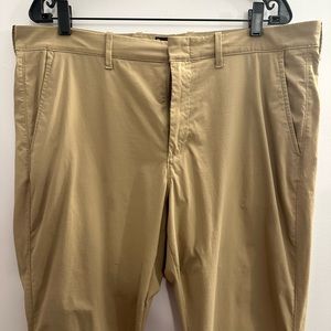J.Crew size W36 L32 khaki 770 Material: 95% Polyamide 5% Elastane